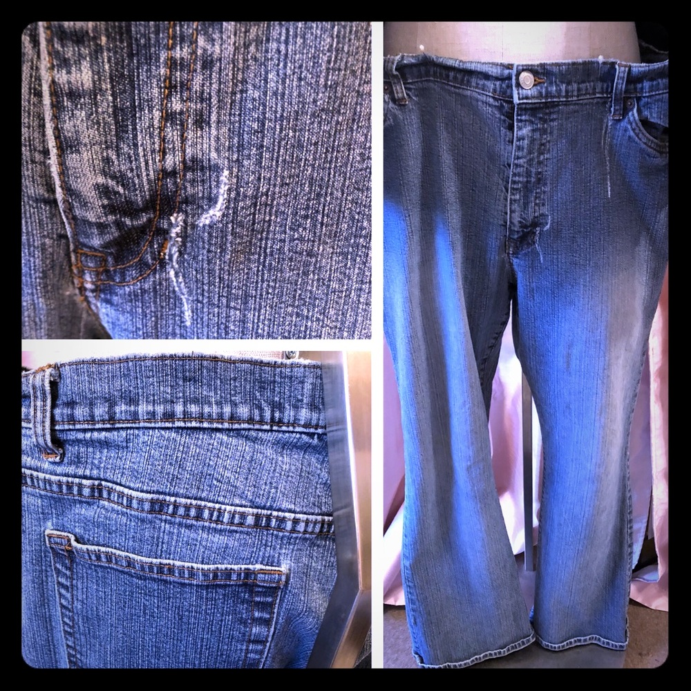 GAP 💙 Denim Jeans Flare with 4 pockets